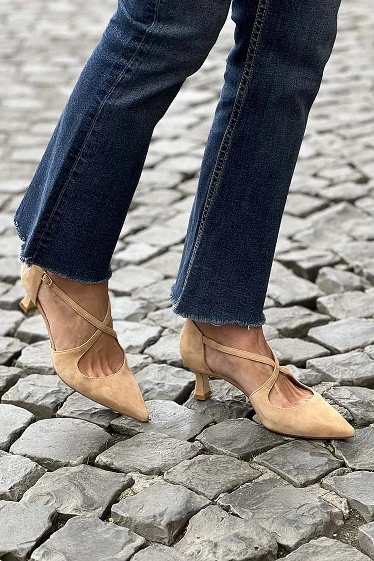 CROSS-STRAP PUMPS